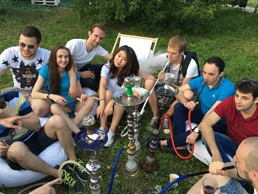 Посчитайте количество кальянов на квадратный метр